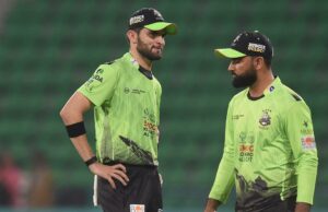 Fakhar Zaman perde recurso contra suspensão de 2 jogos por adulteração de bola no PSL Fakhar Zaman perde recurso contra suspensão de 2 jogos por adulteração de bola no PSL