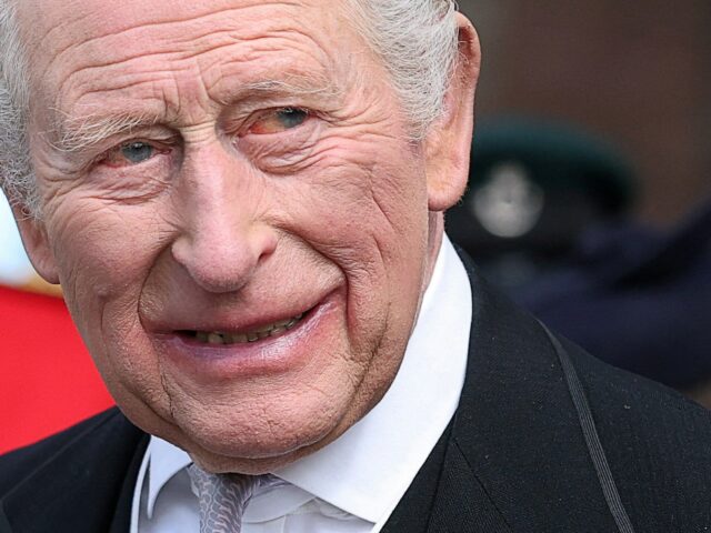 Família Giuffre pede ao rei Charles do Reino Unido que Família Giuffre pede ao rei Charles do Reino Unido que se encontre com sobreviventes de Epstein nos EUA