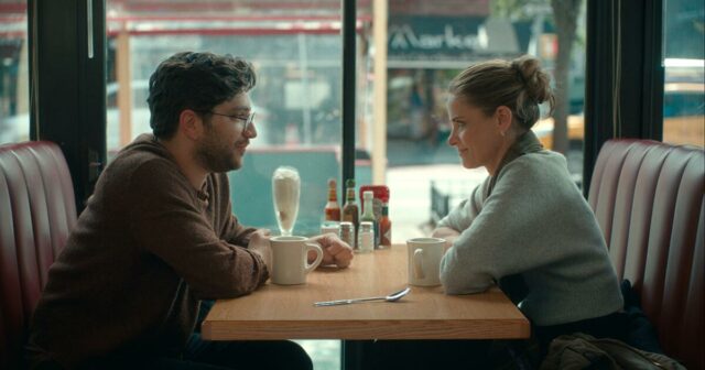 'Fantasy Life' é um sonho que se torna realidade para fãs de comédias de relacionamento fraterno adulto
