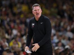 Fãs da UNC se deliciam com a derrota de Tommy Lloyd e Arizona na Final Four Fãs da UNC se deliciam com a derrota de Tommy Lloyd e Arizona na Final Four