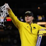 Fãs de Michigan se tornam virais com comemorações malucas nas ruas após a conquista do título