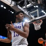 Fãs do Kansas furiosos com a perda do titular para o Missouri no portal de transferência