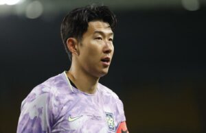 Filho sob escrutínio antes da Copa do Mundo da FIFA após problemas amistosos com a Coreia do Sul Filho sob escrutínio antes da Copa do Mundo da FIFA após problemas amistosos com a Coreia do Sul