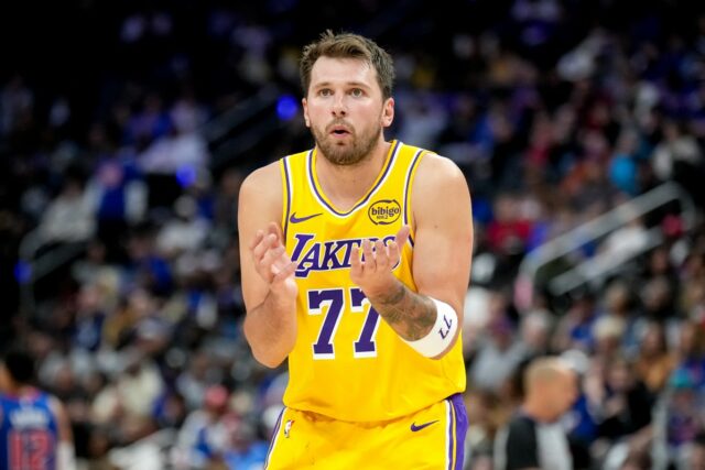'Fim da temporada': fãs do Lakers reagem após lesão assustadora de Luka Doncic x OKC

