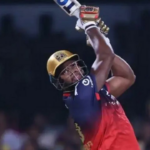 `Fizemos a bola com madeira...`: Romário Pastor reflete sobre sua trajetória