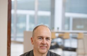 Ford EV e chefe de tecnologia deixando a montadora Ford EV e chefe de tecnologia deixando a montadora