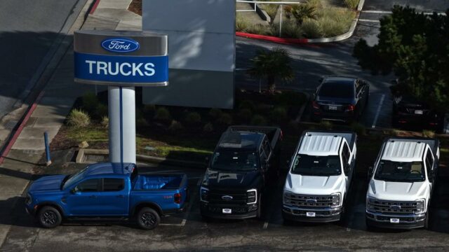 Ford faz recall de 1,4 milhão de caminhões F-150 por defeito na troca de marchas
