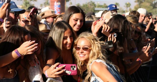 Fotos: Um lugar na primeira fila do 2026 Stagecoach Music Festival

