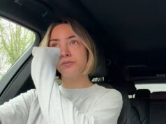 Frankie Bridge começa a chorar ao revelar o dilema agonizante de enviar o filho gravemente disléxico Carter, de 10 anos, para uma escola especializada ‘cara’ longe de casa Frankie Bridge começou a chorar enquanto lutava para lidar com a dislexia do filho Carter e compartilhava o dilema sobre mandá-lo para uma escola especializada “cara” longe de casa.