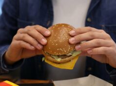 Franqueado rival do McDonald’s registra Capítulo 11, 65 restaurantes em risco Franqueado rival do McDonald's registra Capítulo 11, 65 restaurantes em risco