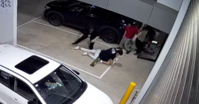 Ravenhall alega roubo de loja de cartões de Pokémon em 21 de abril