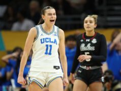 Gabriela Jaquez não pede desculpas pela derrota da UCLA na Carolina do Sul Gabriela Jaquez não pede desculpas pela derrota da UCLA na Carolina do Sul