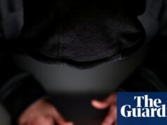 Gangues criminosas lucram com a duplicação de sites de abuso sexual infantil, dizem especialistas Gangues criminosas lucram com a duplicação de sites de abuso sexual infantil, dizem especialistas