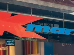 Garrafa de bebida retirada das prateleiras do Kmart por medo de projéteis Garrafa de bebida retirada das prateleiras do Kmart por medo de projéteis