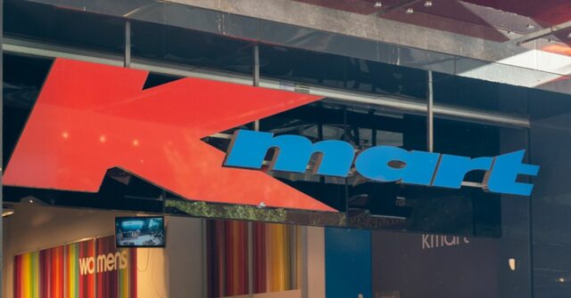 Garrafa de bebida retirada das prateleiras do Kmart por medo Garrafa de bebida retirada das prateleiras do Kmart por medo de projéteis