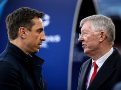 Gary Neville compartilha uma conversa ‘bizarra’ do Man Utd que teve com Sir Alex Ferguson sobre a contratação de uma lenda da Premier League Gary Neville compartilha uma conversa 'bizarra' do Man Utd que teve com Sir Alex Ferguson sobre a contratação de uma lenda da Premier League