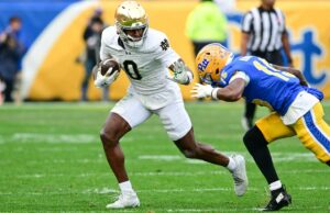 Giants negociam na terceira rodada do Draft da NFL de 2026 para selecionar Malachi Fields de Notre Dame Malachi Fields #0 do Notre Dame Fighting Irish carrega a bola durante o segundo tempo contra o Pittsburgh Panthers