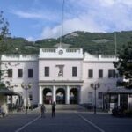 Uma vista exterior do edifício do Parlamento de Gibraltar.