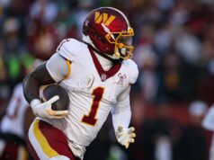 Golfinhos podem substituir Jaylen Waddle pelo ex-Pro Bowl WR Former Washington Commanders WR Deebo Samuel