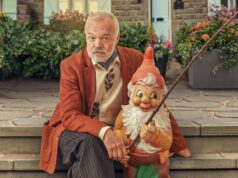 Graham Norton provoca novo game show ‘The Neighbourhood’, diz Taylor Swift ‘Opalite’ Cameo foi um sonho que se tornou realidade: ‘Ela fez isso acontecer para mim’ Graham Norton provoca novo game show 'The Neighbourhood', diz Taylor Swift 'Opalite' Cameo foi um sonho que se tornou realidade: 'Ela fez isso acontecer para mim'