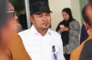 Gubernur Kaltim Janji Bakal Hati-hati de Bertutur Kata: Saya Minta Maaf Gubernur Kaltim Janji Bakal Hati-hati de Bertutur Kata: Saya Minta Maaf