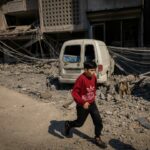 Guerra do Irã ao vivo: Líbano lamenta enquanto ataques de Israel abalam o cessar-fogo de Trump e Teerã