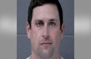 Homem da Carolina do Norte acusado de envenenar fatalmente a esposa com colírio Mulher que tentou envenenar o marido é acusada de adulteração de provas de perjúrio