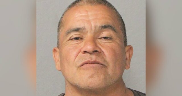 Procurador distrital do condado de Suffolk, Ray Tierney