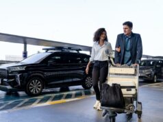 Homem inicia debate on-line depois de chamar a viagem de aeroporto para sua esposa de “enorme inconveniente” Homem inicia debate on-line depois de chamar a viagem de aeroporto para sua esposa de “enorme inconveniente”