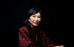 Homenageados do LA Times Book Prize brindam ao poder político da escrita: ‘Quando as pessoas sobem, os impérios sempre caem’ Homenageados do LA Times Book Prize brindam ao poder político da escrita: 'Quando as pessoas sobem, os impérios sempre caem'