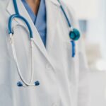 IA pode raciocinar como um médico, diz estudo