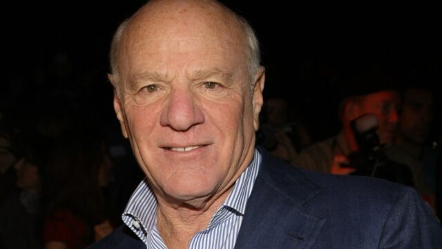 IAC de Barry Diller mudará nome para 'People Incorporated' e planeja demitir 77 funcionários na consolidação de funções corporativas
