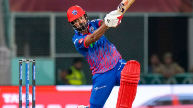IPL 2026: Delhi Capitals perde 4 postigos no powerplay contra LSG
