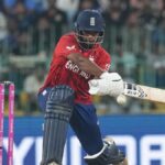 IPL 2026: Rehan Ahmed substitui Duckett em Delhi Capitals