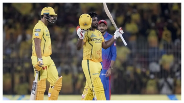 IPL 2026: Sanju Samson marca sua 4ª tonelada IPL para levar o CSK além de 200 contra o DC
