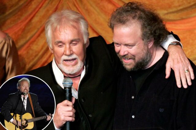 Ícone da música country Don Schlitz, que escreveu o hit de Kenny Rogers, 'The Gambler', morreu aos 73 anos
