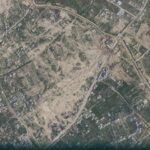 Imagens de satélite capturadas entre 20 de fevereiro e 10 de março de 2026 revelam importantes obras de engenharia e expansão em um posto militar israelense a leste da cidade de Gaza. (Al Jazeera/Planeta)