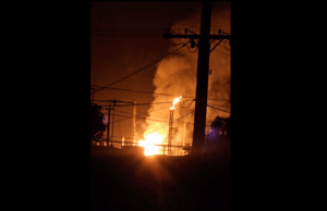 Incêndio em importante refinaria australiana aprofunda riscos de combustível em meio à escassez da guerra no Irã Incêndio em importante refinaria australiana aprofunda riscos de combustível em meio à escassez da guerra no Irã
