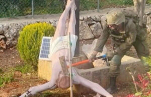 Indignação depois que soldado israelense profana a estátua de Jesus Cristo no Líbano Indignação depois que soldado israelense profana a estátua de Jesus Cristo no Líbano