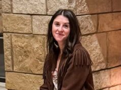 Influenciadora parental revela que acidentalmente atropelou o filho com o carro Emilie-Kiser-reflete-sobre-navegar-luto-após-filho-triggs-morte