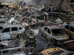 Irã diz que Estreito de Ormuz está fechado novamente enquanto Israel bombardeia o Líbano Michael Koziol