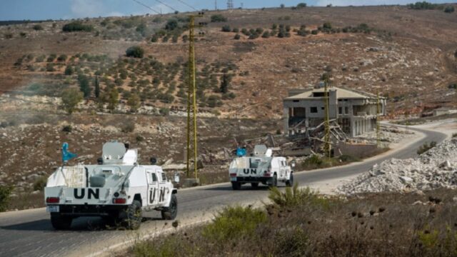 Israel Hancurkan Câmera Pengawas Markas UNIFIL Israel Hancurkan Câmera Pengawas Markas UNIFIL