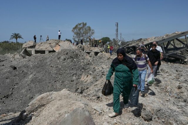 Israel destrói a última ponte que liga o sul do Líbano ao resto do país
