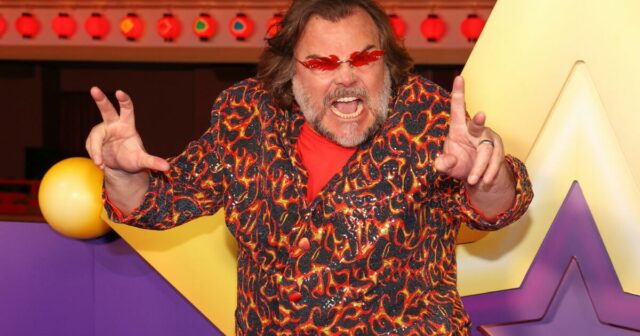 Jack Black se junta ao 'SNL' Five-Timers Club com a Jack Black se junta ao 'SNL' Five-Timers Club com a ajuda de Jonah Hill e Melissa McCarthy