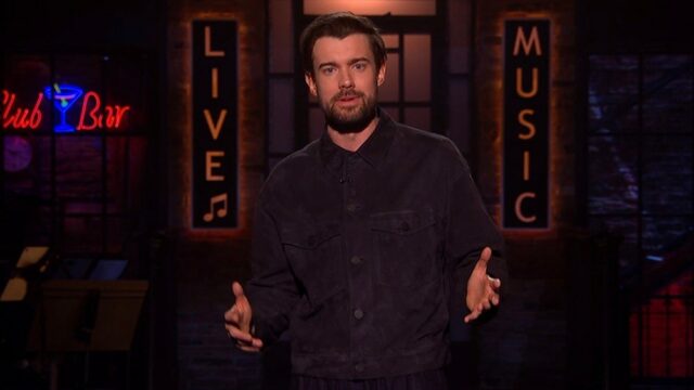Jack Whitehall brinca que reservou o DJ demitido da BBC Jack Whitehall brinca que reservou o DJ demitido da BBC Scott Mills para seu casamento no monólogo 'SNL UK'