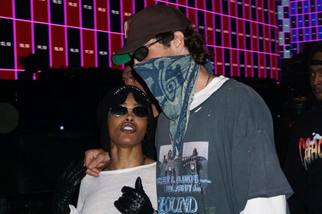 Jacob Elordi e Teyana Taylor se unem no Coachella 2026 e mais fotos de estrelas
