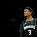 Jaden McDaniels atira em Nikola Jokic e Nuggets após a vitória do Wolves no jogo 2