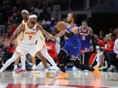 Jalen Brunson respondeu a uma pergunta colossal dos Knicks – e levantou outro grande problema O jogador do New York Knicks, Jalen Brunson, passa a bola enquanto é defendido por um jogador do Atlanta Hawks.