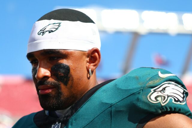 Jalen dos Eagles é atingido com insulto final da ex-estrela Jalen dos Eagles é atingido com insulto final da ex-estrela dos Buccaneers