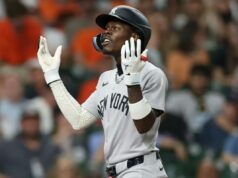 Jazz Chisholm Jr. admite que seus desafios de ABS são tão ruins que você ‘tem que rir’ Jazz Chisholm Jr. comemora depois de acertar um home run solo na quarta entrada da vitória dos Yankees por 12-4 sobre os Astros em 24 de abril de 2026 em Houston.
